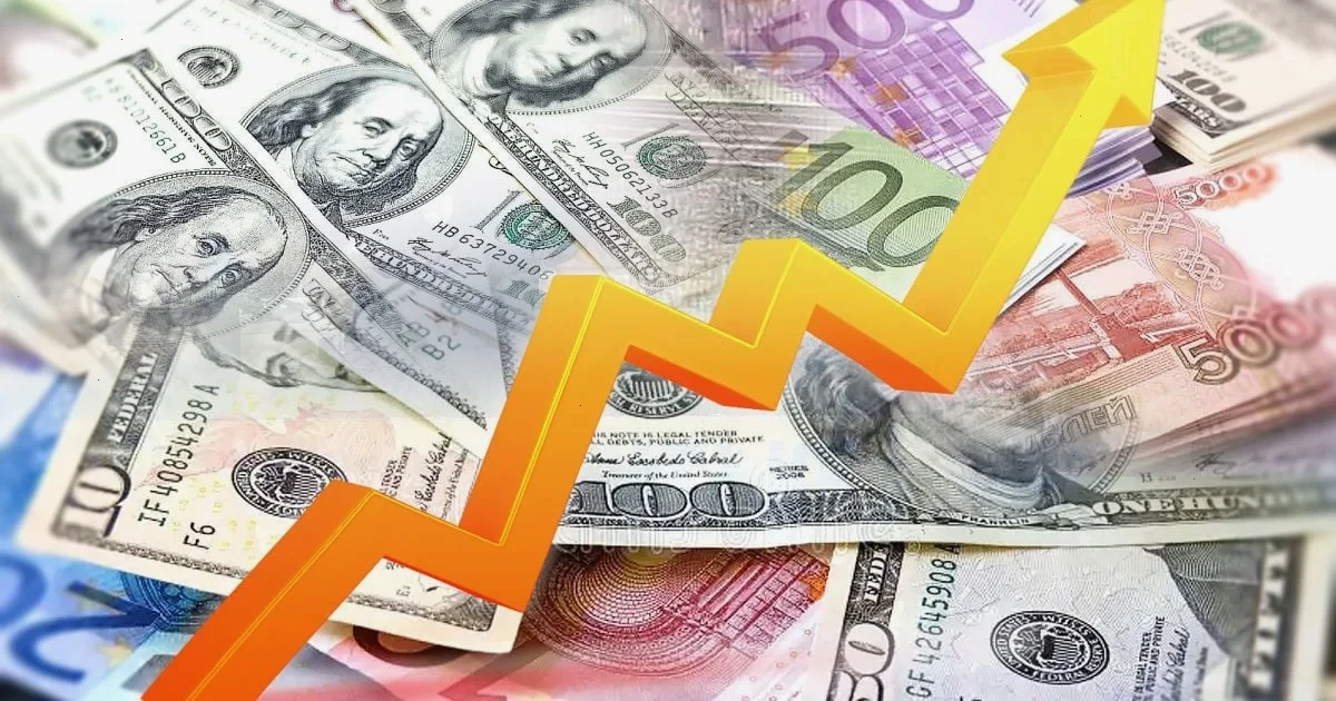 купувати долари та євро