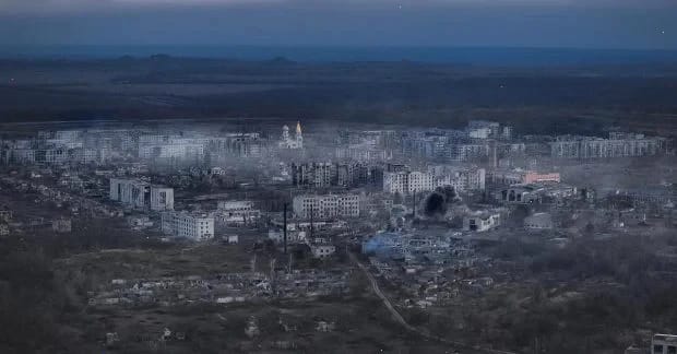 На Покровському напрямку сили РФ намагаються створити котел – офіцер