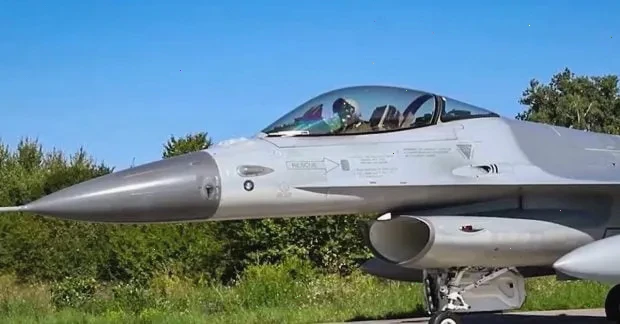 пілоти F-16 – детальна інформація