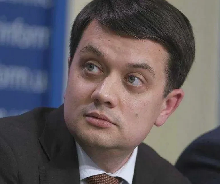 популізм та лицемірство – детальна інформація