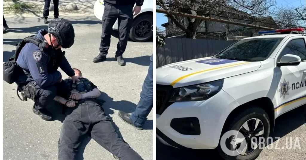 Поліція на місці стрілянини в Одесі на Архітекторській вулиці, зупиняючи автомобілі та збираючи свідчення.