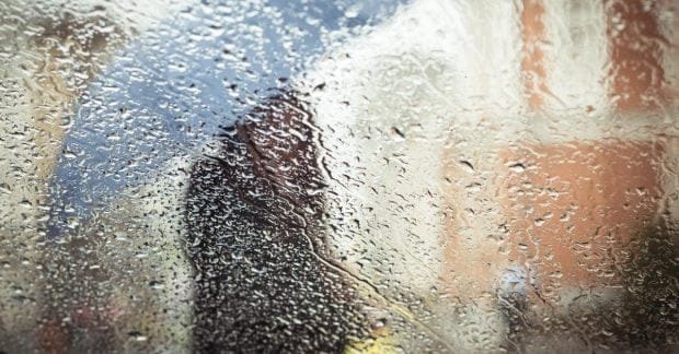 Синоптики попереджають: інтенсивні дощі охоплять Україну – готуйте парасольки!