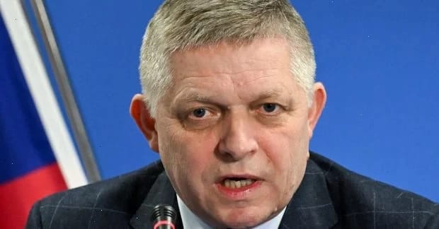 Київ і Братислава втратили довіру: Фіцо розповів, чи підтримає €90 млрд кредиту ЄС Україні