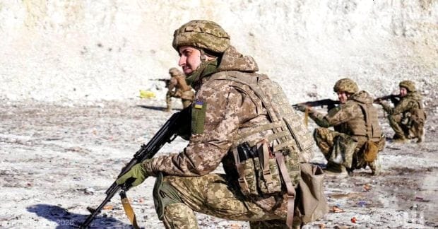 Військовим дозволять звільнятися зі служби, але масової демобілізації не буде, - нардеп