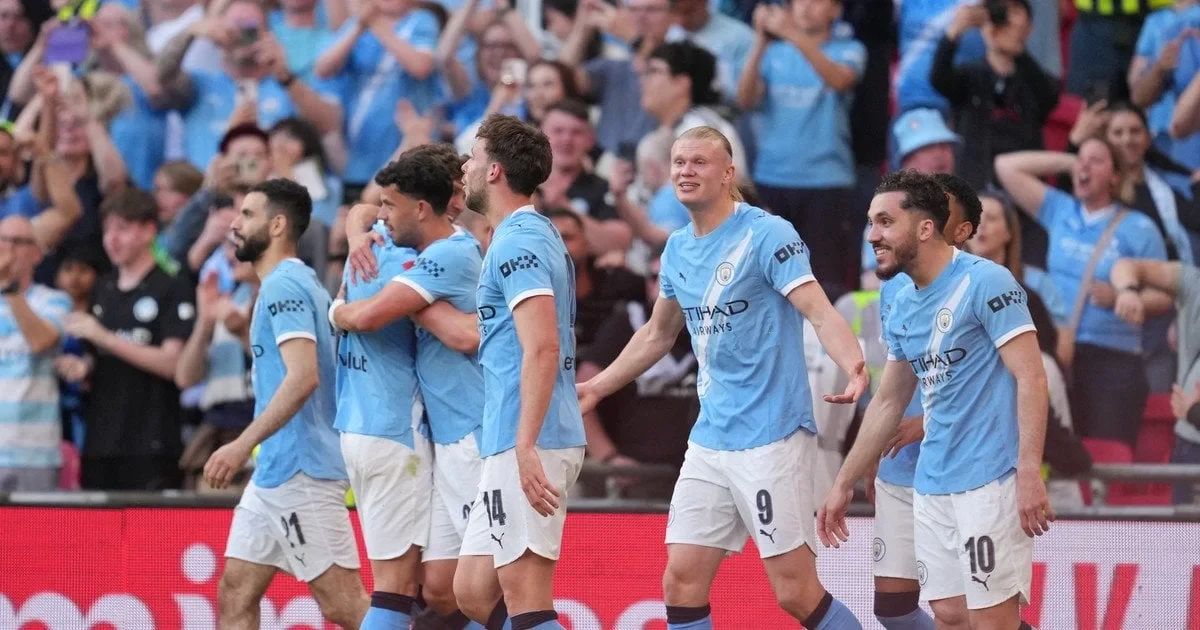 Манчестер сіті здійснив — Манчестер Сіті здійснив вольовий камбек у півфіналі Кубка Англії проти Саутгемптона