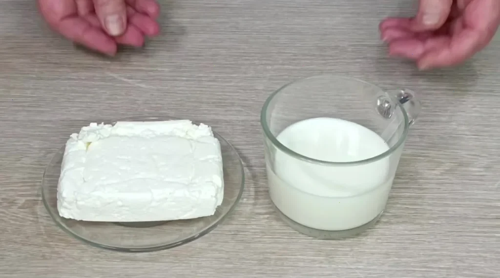 Оладки з кисломолочним сиром — пишний домашній рецепт