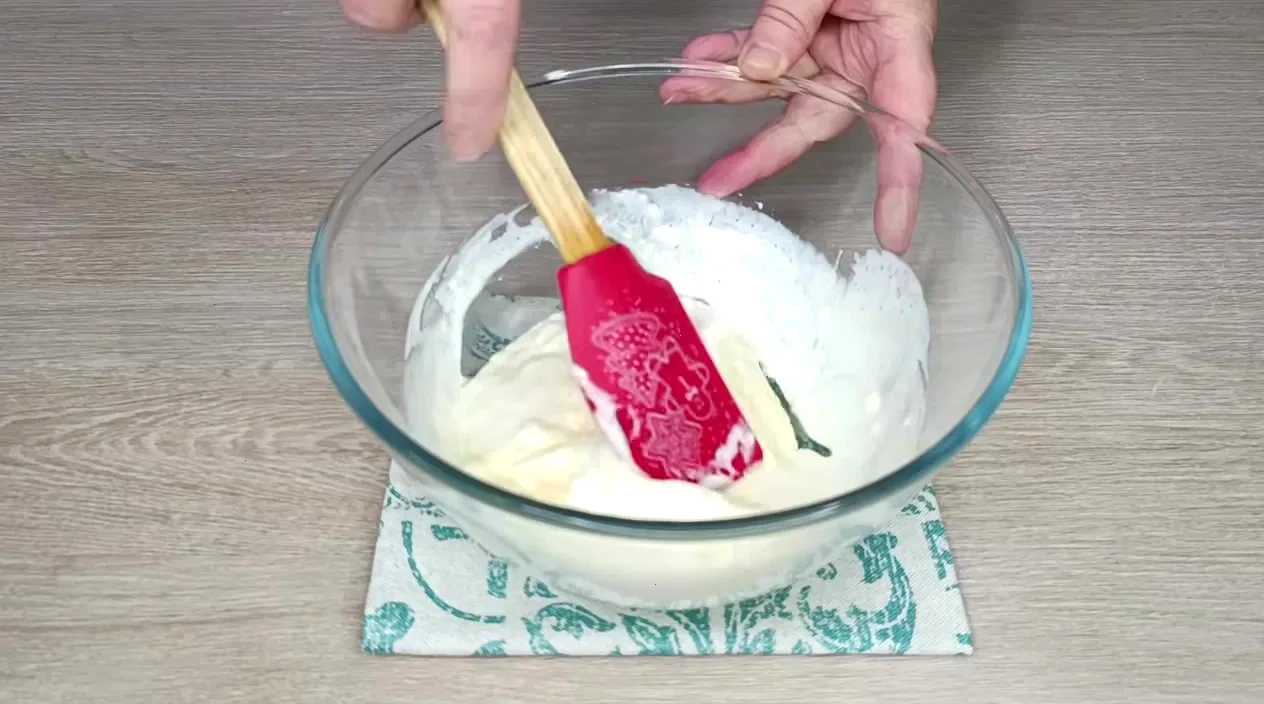 оладки з кисломолочним сиром — крок 3, покроковий рецепт