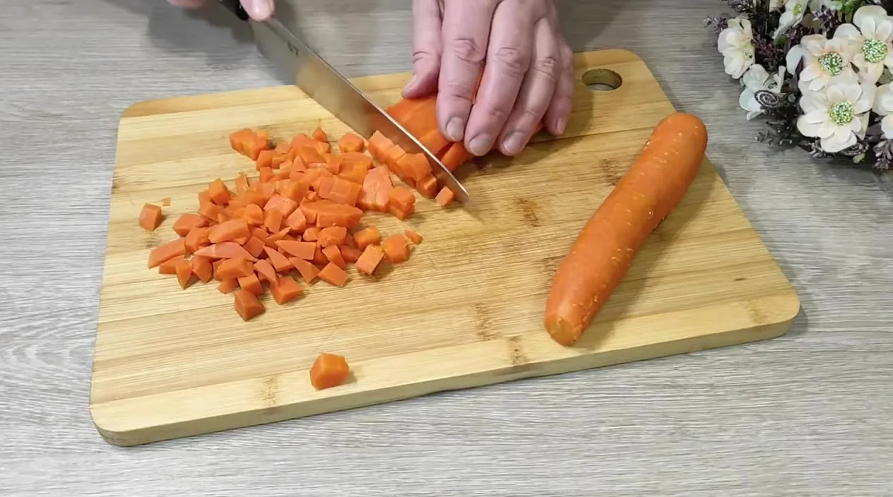 салати з простих продуктів — крок 2, покроковий рецепт