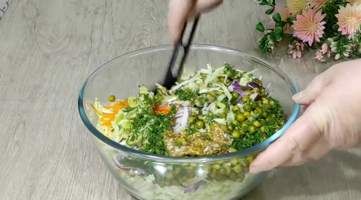 салати з простих продуктів — крок 6, покроковий рецепт