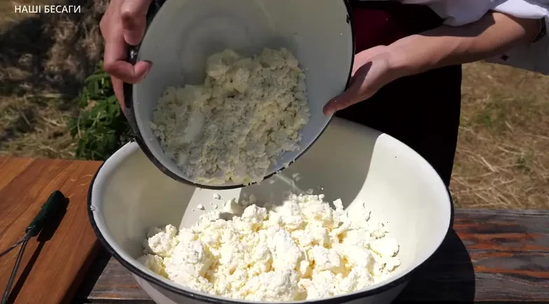 Сирники з кисломолочного сиру — простий домашній рецепт