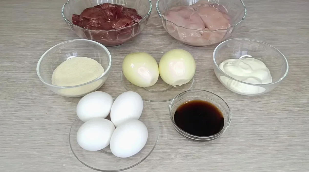 Закусочний торт з курячого м'яса — ніжний і ефектний