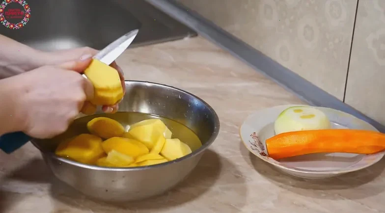 Зелений борщ з щавлем — смачний домашній рецепт