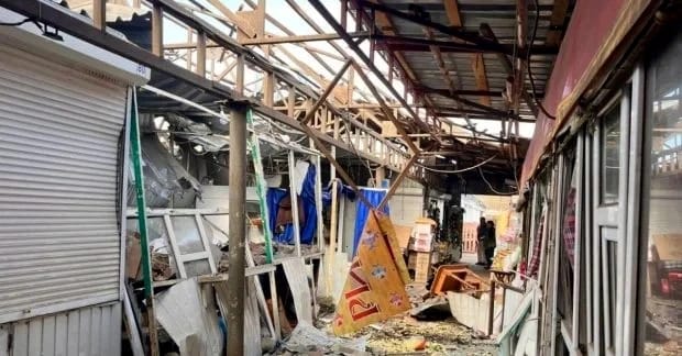 Армія РФ атакувала дронами Нікополь: пʼятеро людей загинуло, багато поранених