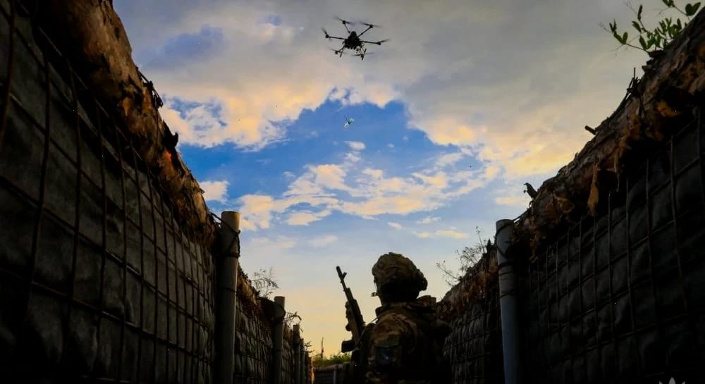 "Повітряні дуелі": РФ придумала нову тактику полювання на українські дрони, – The Telegraph