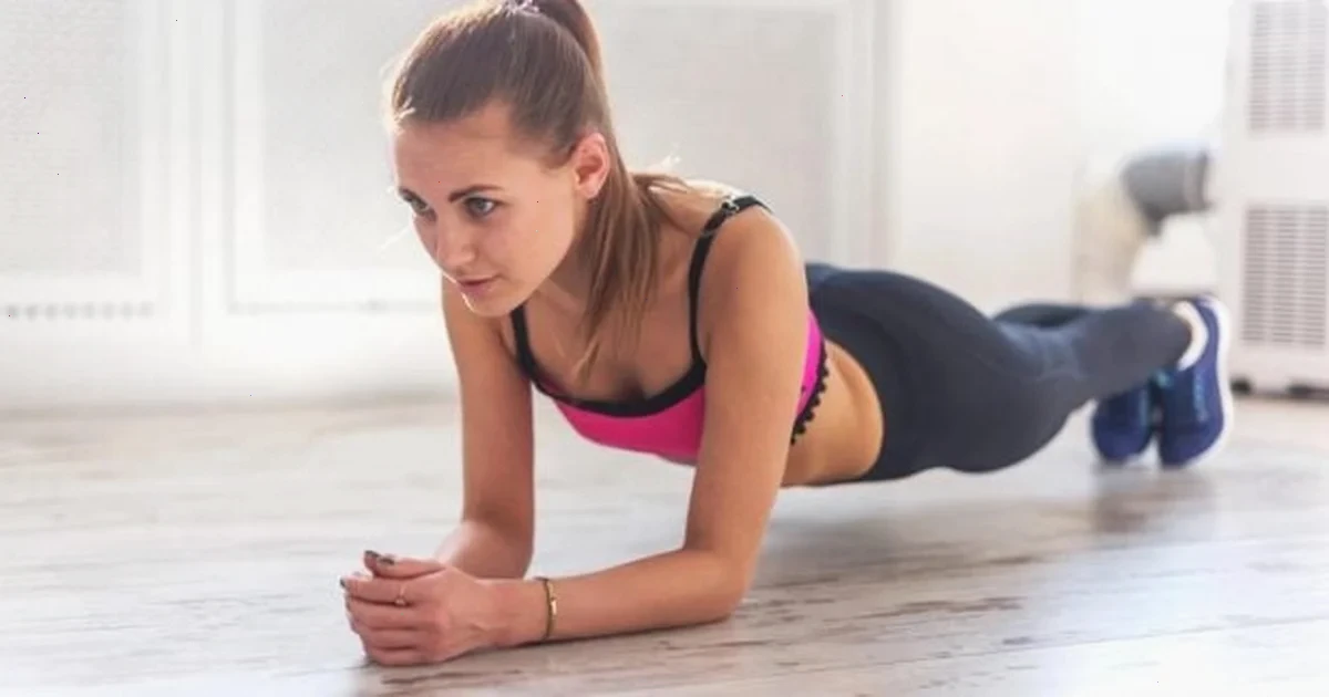 скільки потрібно стояти у планці