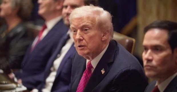 "Завантажуємо найкращу зброю": США готуються до другого раунду в Ірані, - Трамп