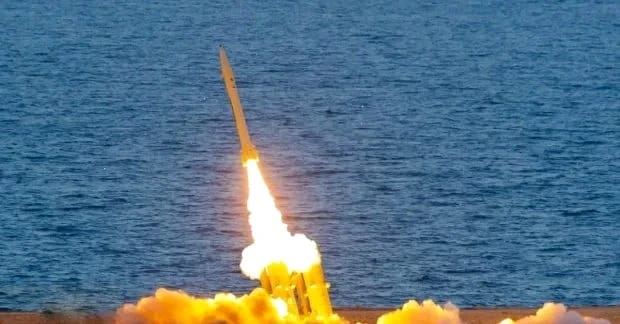 Розвідка США: Іран все ще має тисячі ракет і дронів для продовження війни