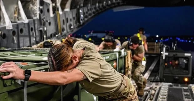 У НАТО розповіли, чи скорочується постачання озброєнь для України у межах PURL