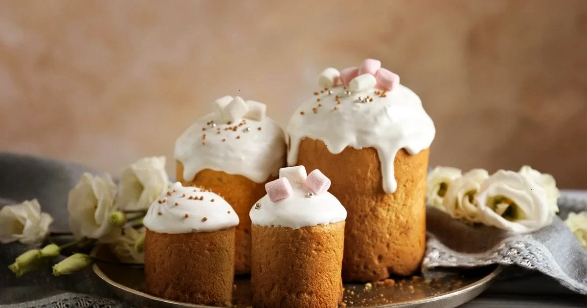 випікання паски на Великдень